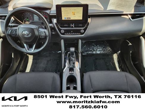 Used 2024 Toyota Corolla Cross AWD Hybrid image 25