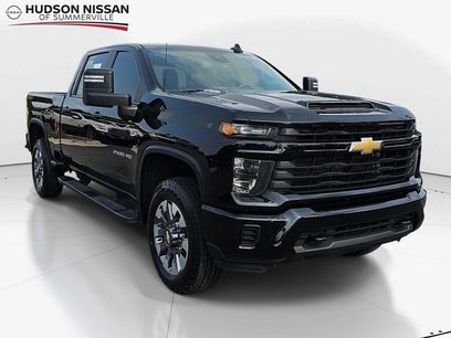 Used 2024 Chevrolet Silverado 2500 Custom w/ Custom Value Package