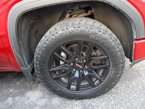 Used 2021 GMC Sierra 1500 Elevation RWD image 14