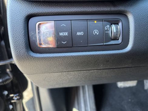 New 2026 GMC Acadia Elevation image 19