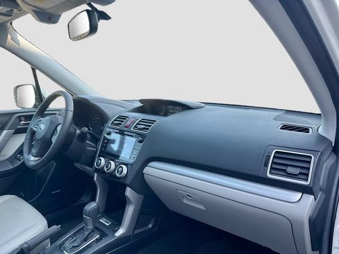 Used 2016 Subaru Forester 2.5i Touring w/ Eyesight & Navigation System AWD/4WD image 28