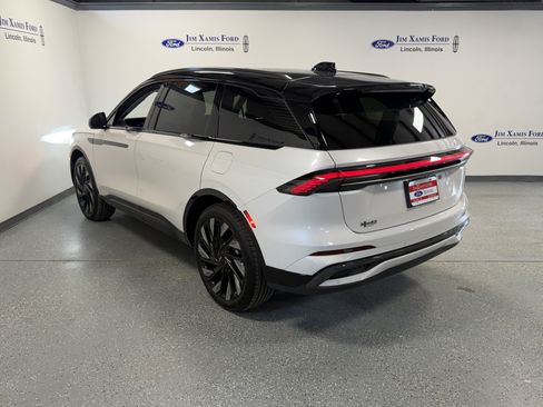 New 2026 Lincoln Nautilus Reserve w/ Jet Appearance Package AWD/4WD image 33
