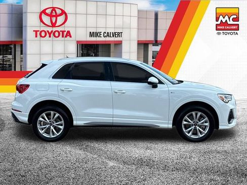 Used 2024 Audi Q3 2.0T Premium Plus w/ Premium Plus Package AWD/4WD image 6