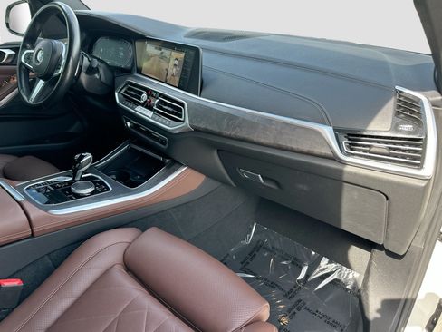 Used 2023 BMW X5 xDrive40i w/ M Sport Package AWD/4WD image 30