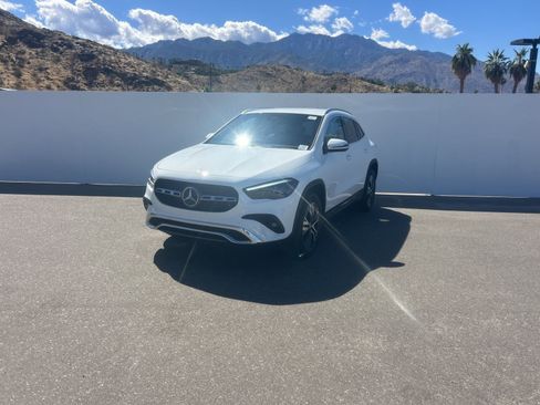 Used 2026 Mercedes-Benz GLA 250 image 1