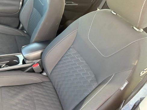 Certified 2024 Nissan Kicks SV image 30