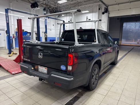 Used 2017 Honda Ridgeline Sport image 4
