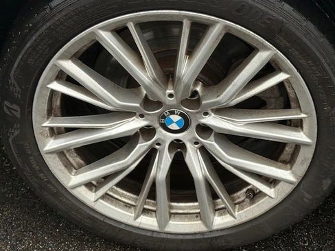 Used 2023 BMW 330i xDrive 330i xDrive image 12