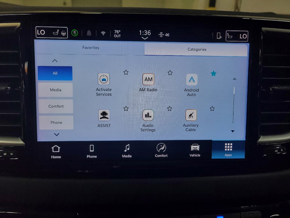 Used 2025 Chrysler Pacifica Select FWD image 25