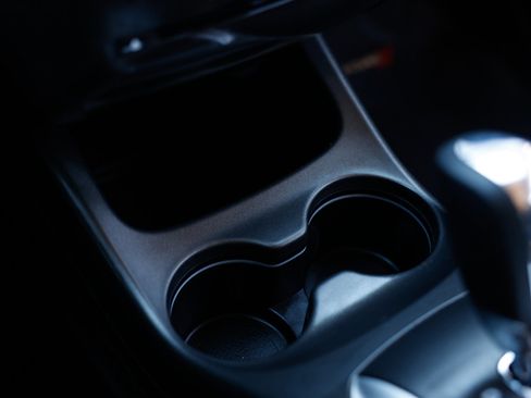 Used 2015 Dodge Journey SXT w/ Flexible Seating Group image 38