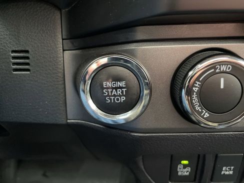 Used 2023 Toyota Tacoma TRD Sport image 24