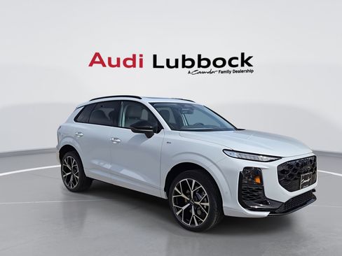 New 2026 Audi Q3 quattro 2.0T image 2