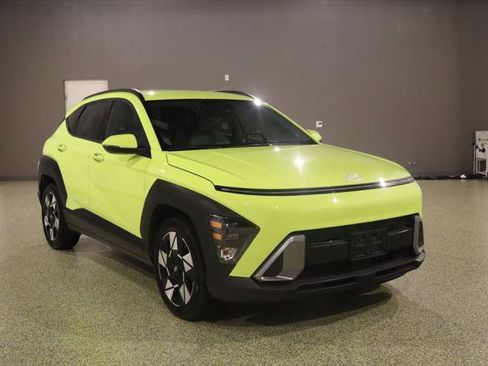 Used 2024 Hyundai Kona SEL w/ Convenience Package FWD image 1
