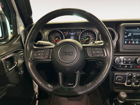 Used 2022 Jeep Wrangler Unlimited Sport AWD/4WD image 13