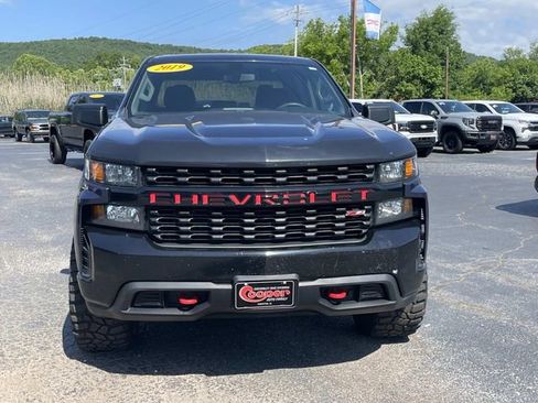Used 2019 Chevrolet Silverado 1500 Custom Trail Boss w/ Custom Convenience Package AWD/4WD image 9
