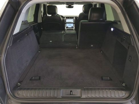 Used 2020 Land Rover Range Rover Sport HSE image 28