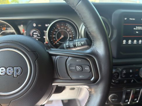 Used 2021 Jeep Wrangler Sport AWD/4WD image 21