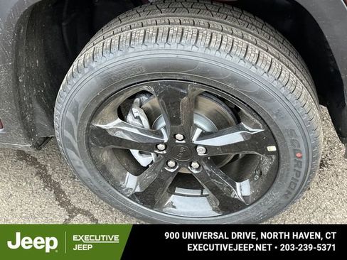 New 2026 Jeep Grand Cherokee Limited w/ Limited Altitude Package image 7