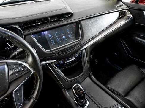 Used 2019 Cadillac XT5 Premium Luxury image 23