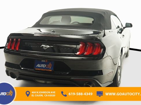 Used 2023 Ford Mustang Convertible RWD image 10