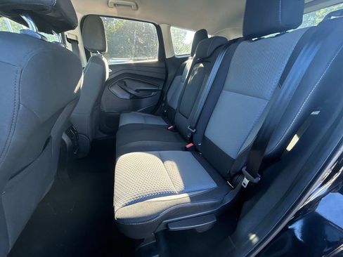 Used 2017 Ford Escape SE w/ Equipment Group 201A image 13