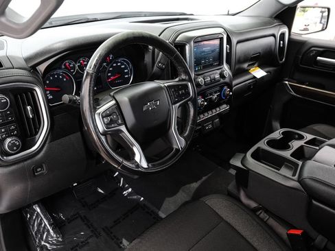 Used 2021 Chevrolet Silverado 1500 RST AWD/4WD image 2