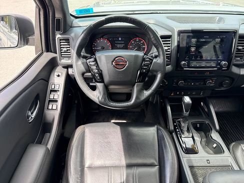 Used 2022 Nissan Frontier PRO-4X w/ Pro-4X Premium Package AWD/4WD image 15