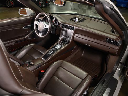 Used 2013 Porsche 911 Carrera S image 35