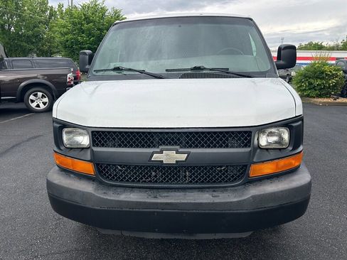 Used 2013 Chevrolet Express 2500 RWD image 8