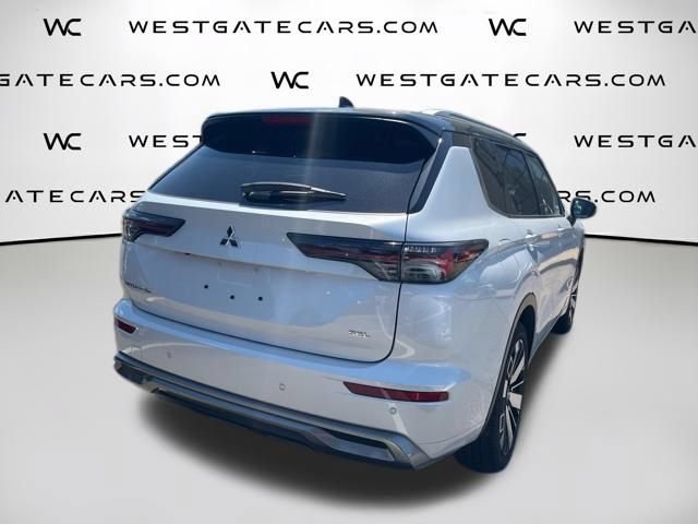Used 2025 Mitsubishi Outlander SEL FWD image 7