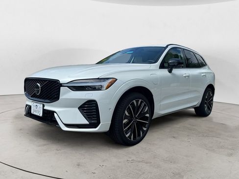 New 2026 Volvo XC60 T8 Ultra w/ Protection Package Premier AWD/4WD image 2