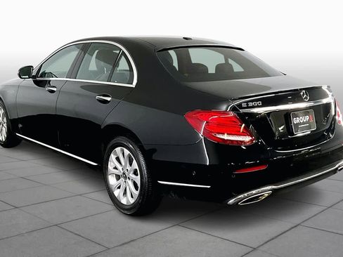 Used 2018 Mercedes-Benz E 300 4MATIC image 12