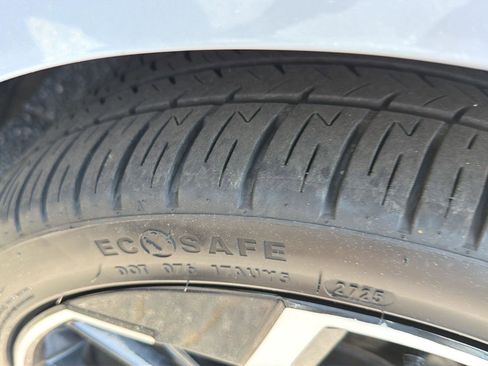 Used 2024 Nissan Altima 2.5 SR FWD image 39