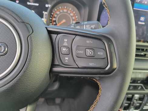 Used 2025 Jeep Wrangler Unlimited Sport AWD/4WD image 27