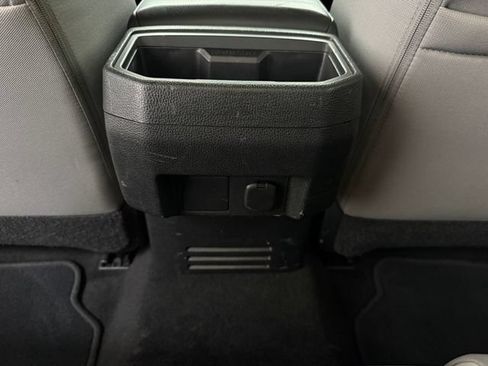 Used 2024 Toyota Tacoma SR5 RWD image 33