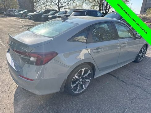 Used 2025 Honda Civic Sport Touring image 8