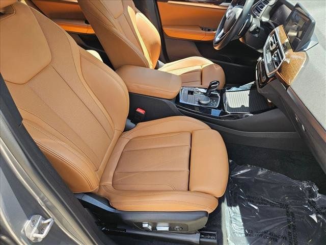 Used 2024 BMW X3 sDrive30i w/ Convenience Package RWD image 20