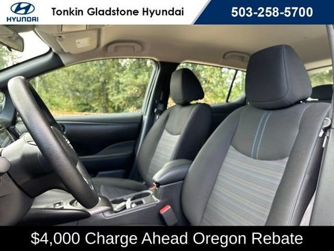 Used 2025 Nissan Leaf S FWD image 10