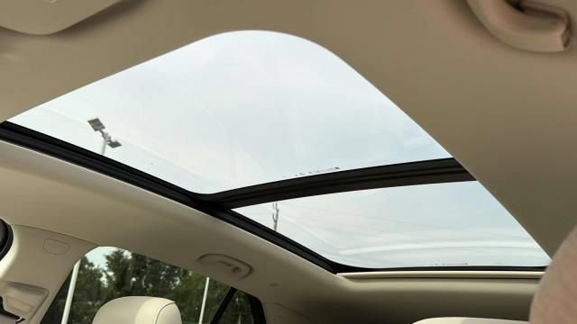 Certified 2023 Buick Envision Avenir AWD/4WD image 26