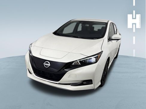 Used 2024 Nissan Leaf SV Plus FWD image 4