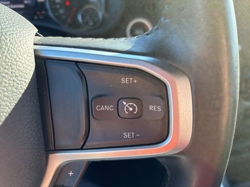 Used 2022 RAM 1500 Big Horn image 12