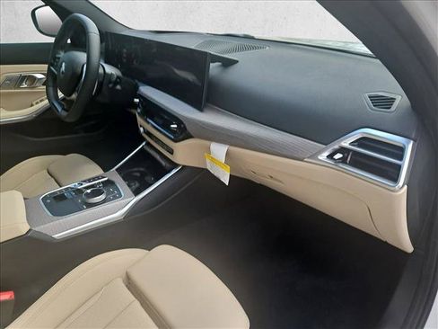 Used 2026 BMW 330i Sedan w/ Premium Package RWD image 20