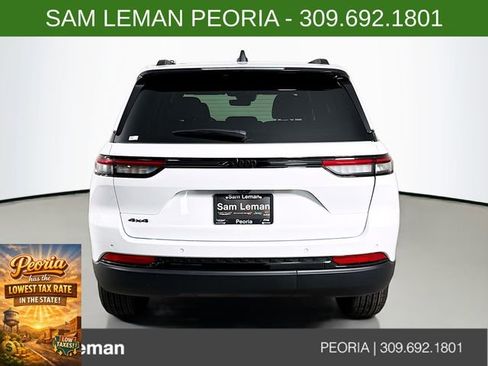 New 2025 Jeep Grand Cherokee Altitude image 6