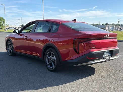 Used 2025 Kia K4 FWD image 3