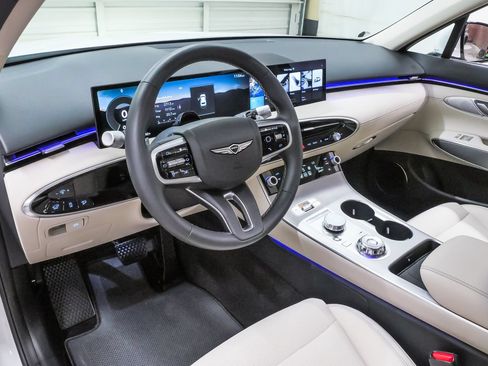 Certified 2026 Genesis GV70 2.5T Select AWD/4WD image 2