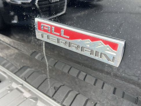 Used 2016 GMC Canyon SLE w/ All Terrain Adventure Package AWD/4WD image 4