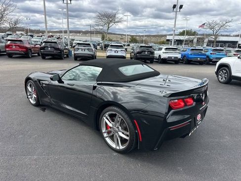 Used 2016 Chevrolet Corvette Stingray Convertible w/ 2LT Preferred Equipment Group RWD image 3