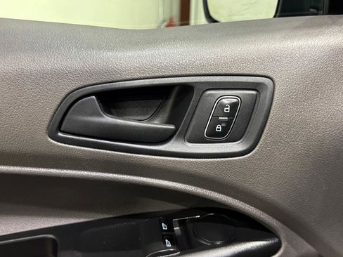 Used 2019 Ford Transit Connect XL FWD image 19