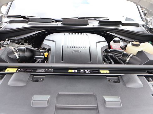 Used 2025 Land Rover Range Rover Sport Dynamic SE AWD/4WD image 33