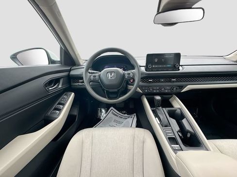 Certified 2023 Honda Accord EX image 26